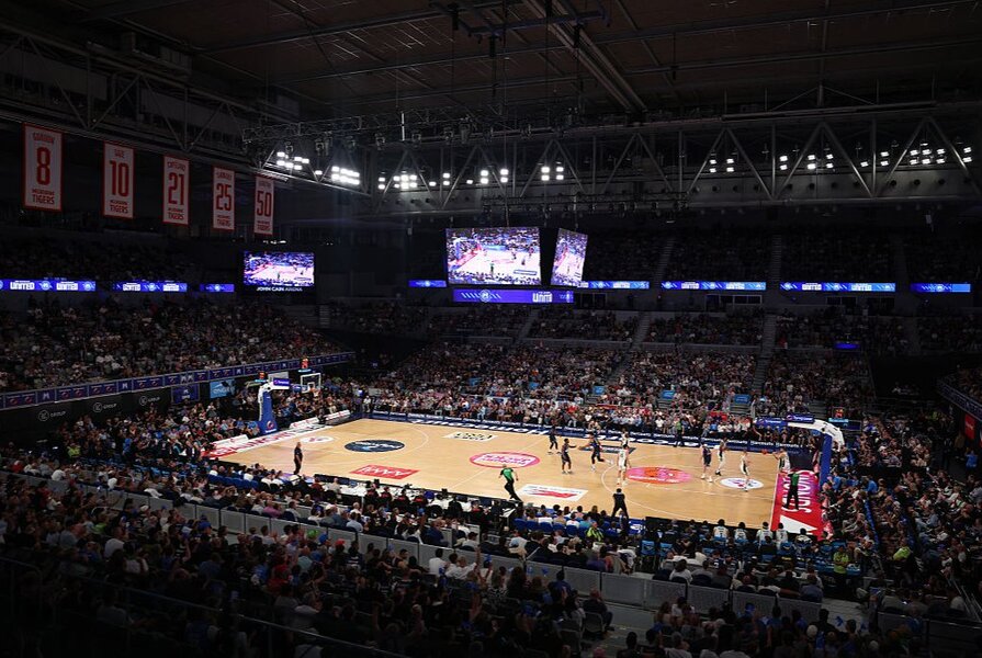 NBL: Melbourne United v Illawarra Hawks
